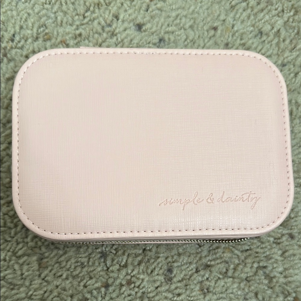 Simple & Dainty light pink Jewelry Case